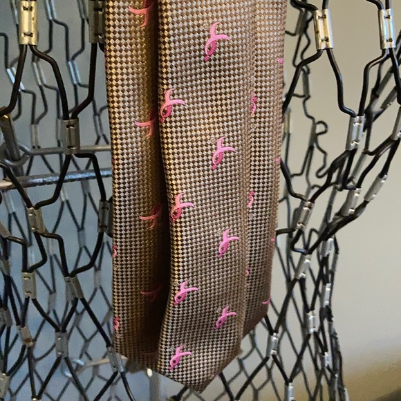 ⭐️ 3/$15: Breast Cancer Awareness Striaght Tie - Picture 3 of 6